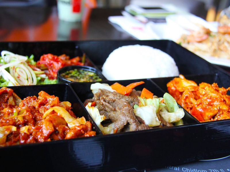 飲食型態在第2型糖尿病臨床應用時面臨的阻礙與有利因素